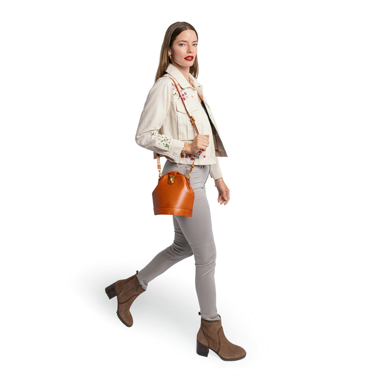 Doctor Bucket Crossbody – Old Trend